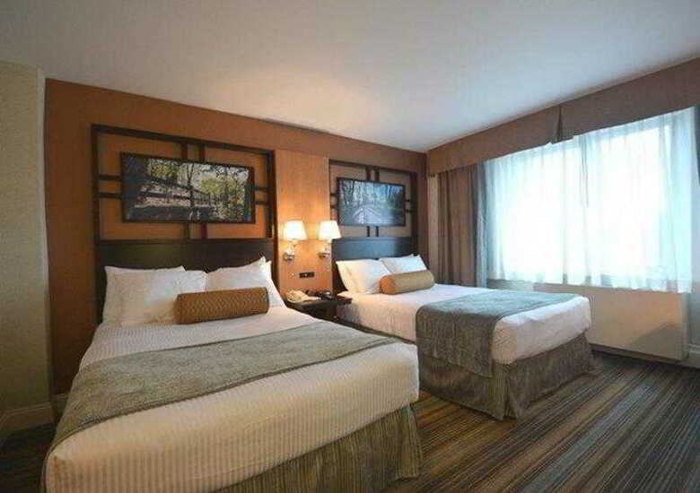 Ramada Hotel And Conference Center