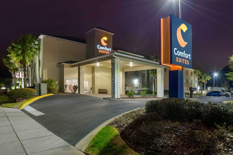 Hotel Comfort Suites At Eglin Air Force Base
