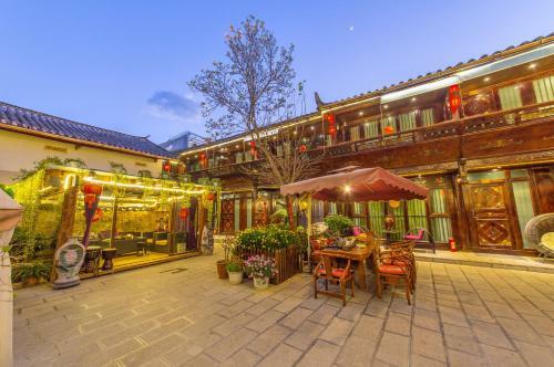 Posada Lijiang Happy Yufu Inn