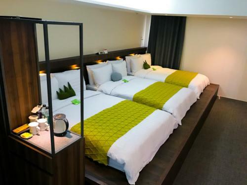 Metro Hotel Myeongdong
