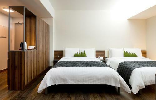 Metro Hotel Myeongdong