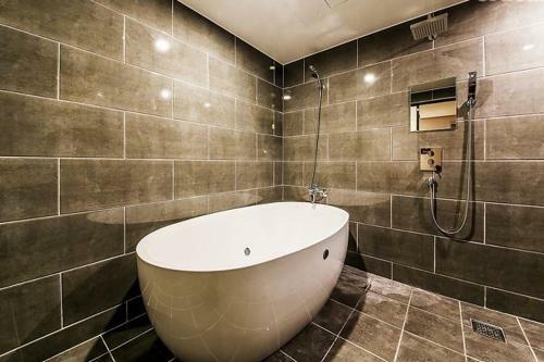 Venice Motel Yonghodong