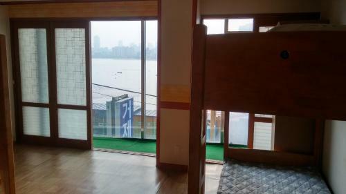 Hostal Yes Guesthouse