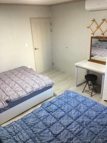Hostal The Park Guesthouse