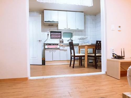 Apartamentos Ewha Hostel