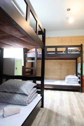 Hostal Basecamp Guesthouse