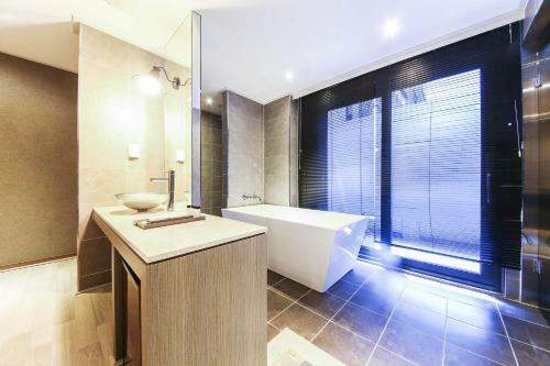 Bundang Regency Hotel