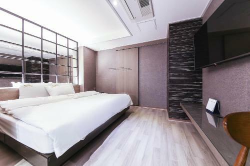 Bundang Regency Hotel