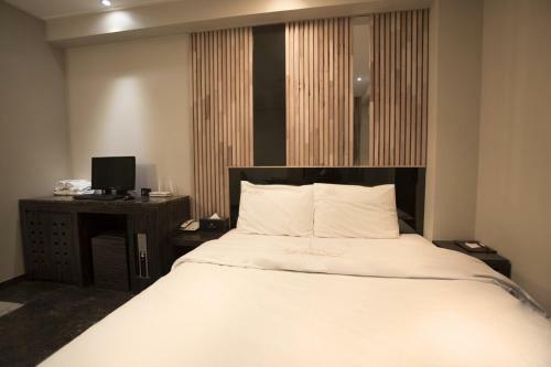 Bundang Regency Hotel