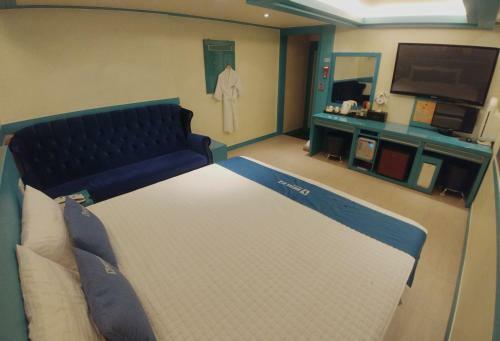 V1 Motel