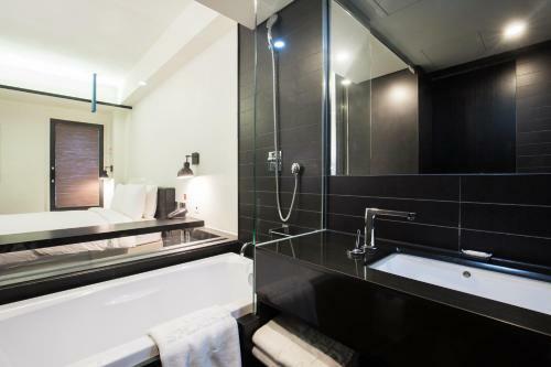 Golden Tulip M Hotel