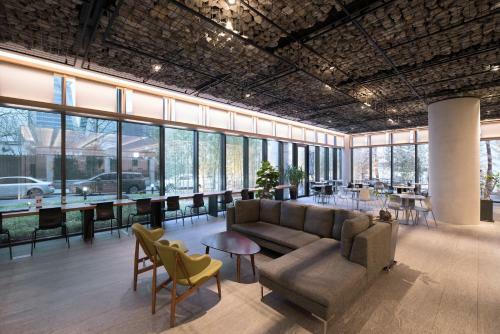 Golden Tulip M Hotel