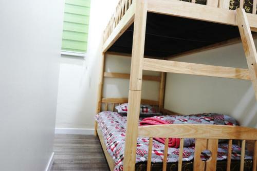 Albergue Onna Guesthouse