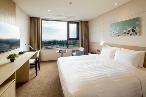 Hotel The Born Jeju