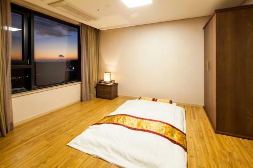 Hotel The Born Jeju