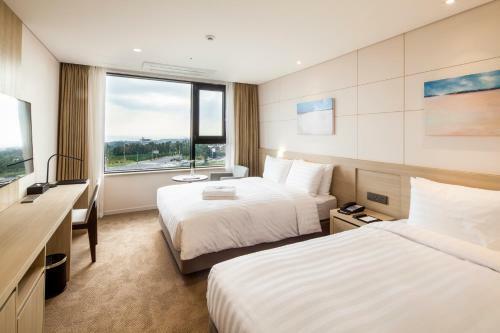 Hotel The Born Jeju