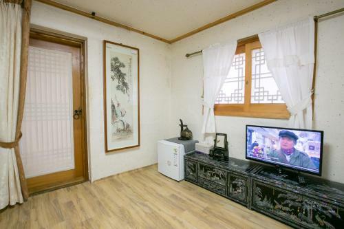Hostal Ddlanche Hanok Stay Guesthouse