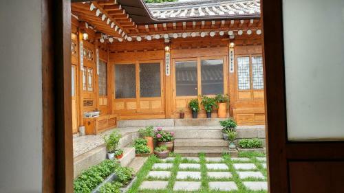 Hostal Sophia Hanok Guesthouse