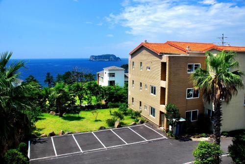 Coco Beach Resort