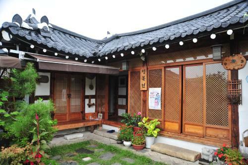 Hostal Happy Hanok Guesthouse