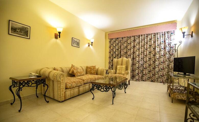 Hotel Sunny Days El Palacio Resort & Spa