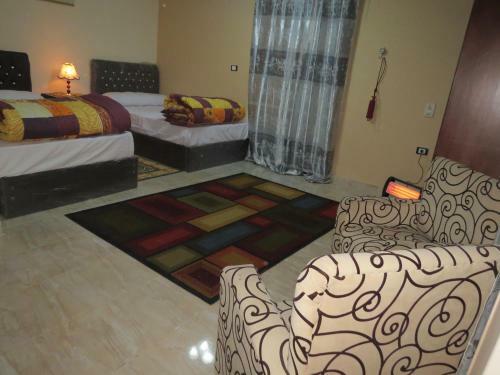 Albergue Mena Inn Pyramids