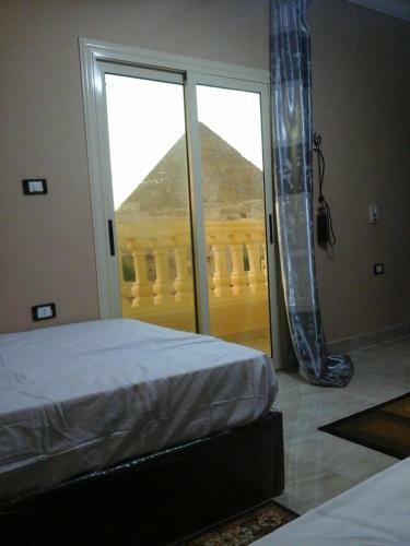 Albergue Mena Inn Pyramids