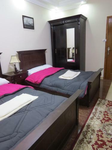 Albergue Mena Inn Pyramids