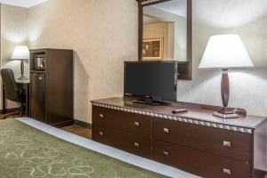 Hotel Comfort Suites