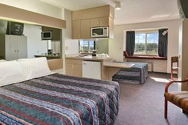 Hotel Days Inn