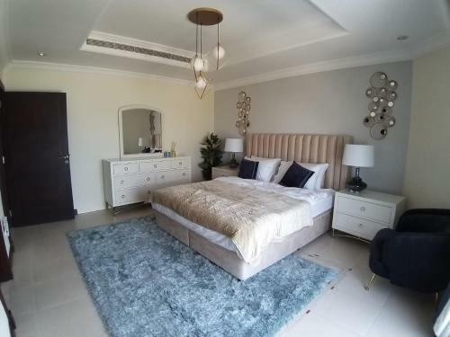 Villa Nasma Luxury Stays - Frond L, Palm Jumeirah