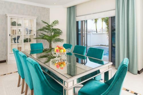 Villa Nasma Luxury Stays - Frond L, Palm Jumeirah