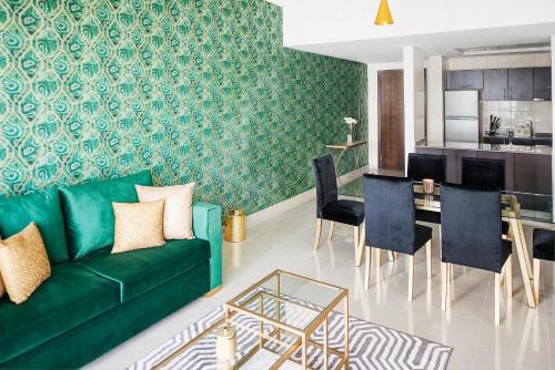 Dream Inn Dubai Apartments - Bay Central