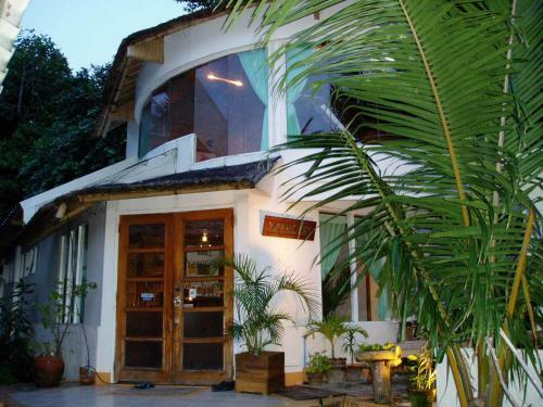 Hotel Surfside Boracay Resort And Spa