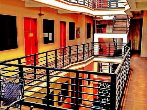 Hidden Pearl Hotel (janus Luxury Suites)