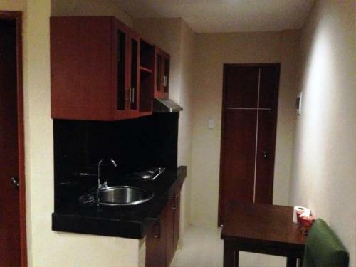 Hidden Pearl Hotel (janus Luxury Suites)