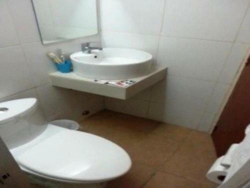 Hidden Pearl Hotel (janus Luxury Suites)