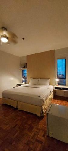 The Clipper Hotel