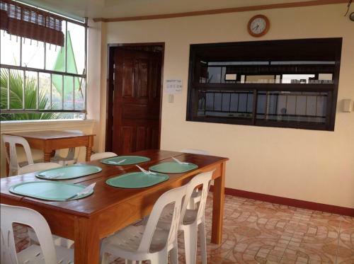 Posada Divine Castle Travelers Inn