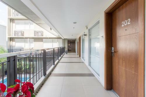 88 Courtyard Hotel