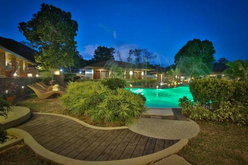 Hotel Coron Soleil Garden Resort
