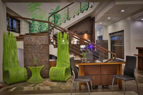 Hotel Coron Soleil Garden Resort