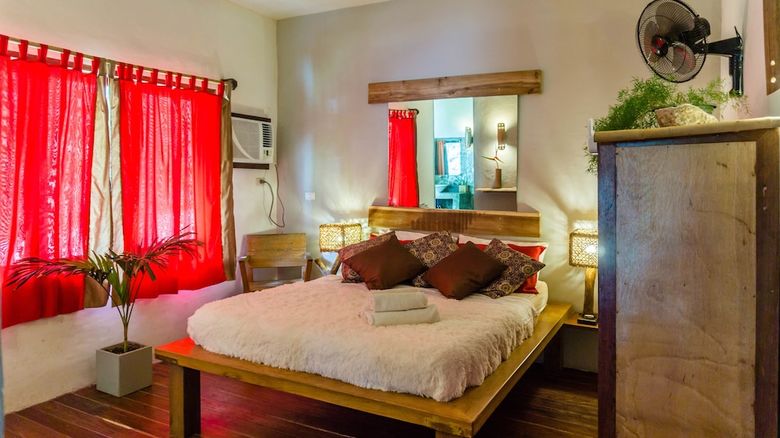 Hotel Bluemango Rooms & Villas