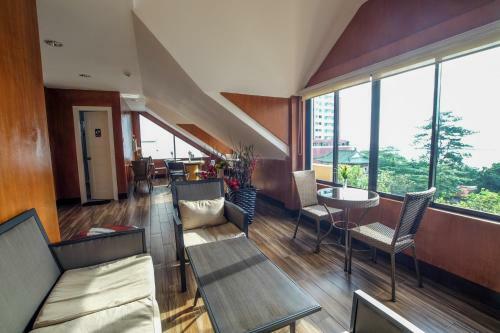 Hotel Zen Rooms Del Pilar