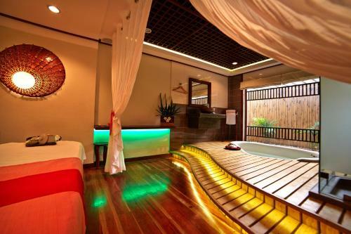 Hotel Cebu White Sands Resort And Spa