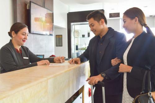 Alpa City Suites Hotel