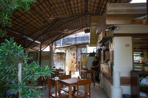 Hostal Karancho Beach House