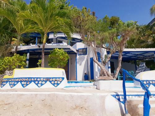 Hotel Casa De La Playa Beach Resort
