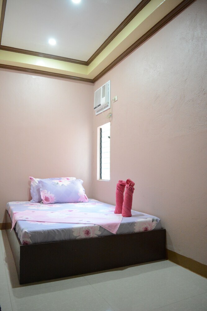 Island Hop Nido Hostel