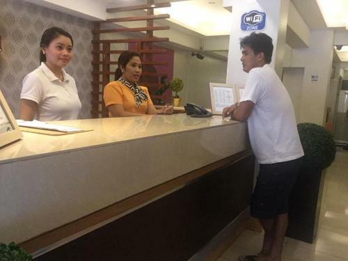 Hotel Stone House Manila